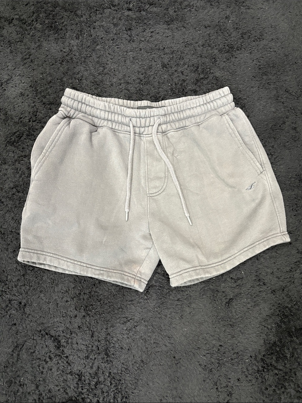 Hollister Men’s 5” Sweatshorts-Grey-Good condition - Picture 2 of 5
